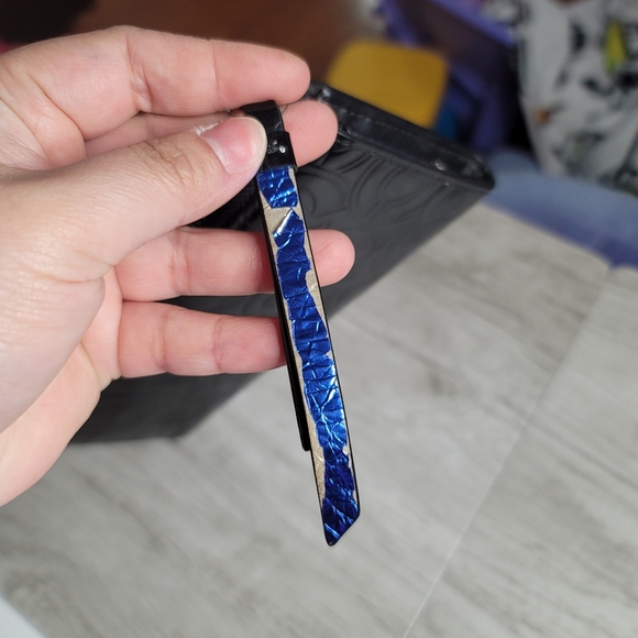 Coach Poppy Patent Wallet - Picture 4 of 10